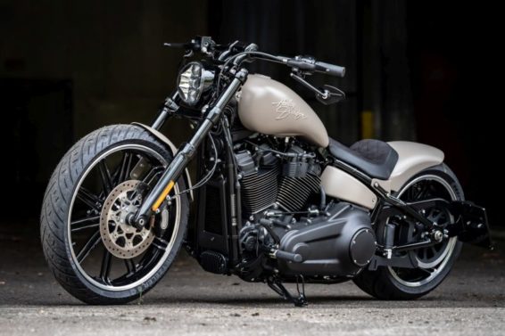 Harley Softail Breakout 'Sporty cruising' by Thunderbike