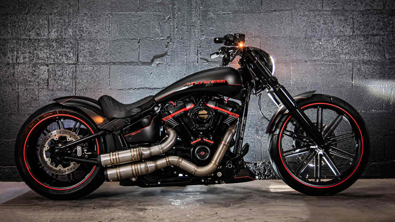 Harley-Davidson Breakout 124 26 by Melk