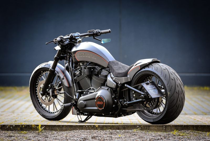 Harley-Davidson Breakout 'Razorback' by ThunderbikeHarley-Davidson Breakout 'Razorback' by Thunderbike