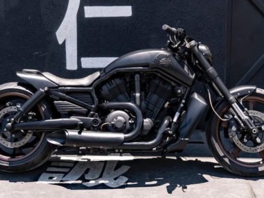 Harley-Davidson V-Rod 'Fight' by Shibuya Garage