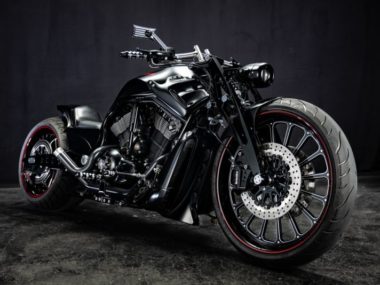 Harley-Davidson V-Rod 'Zelda' by Bad Land