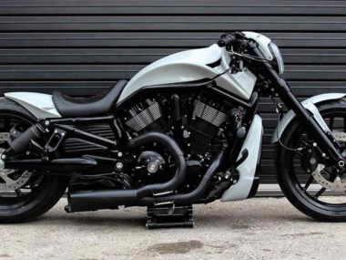 Harley-Davidson VRod 'Frost Hide' by Limitless Customs