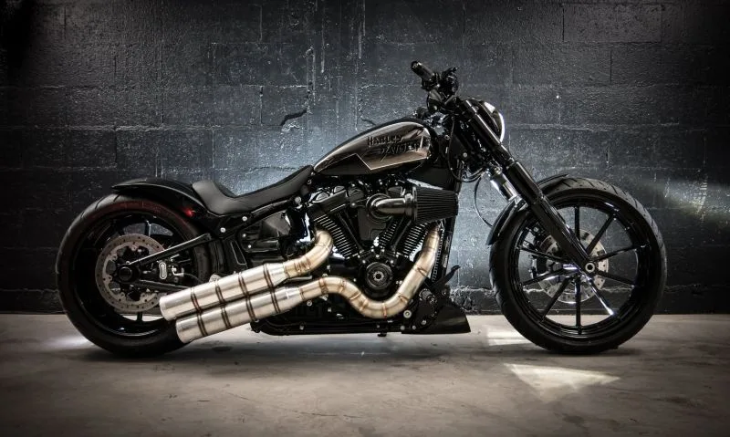 Harley-Davidson-Breakout-114-1021-by-Melk