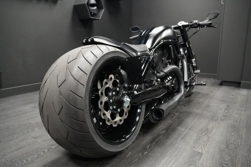 Harley-Davidson V-Rod ‘Hawaii’ by DD Design