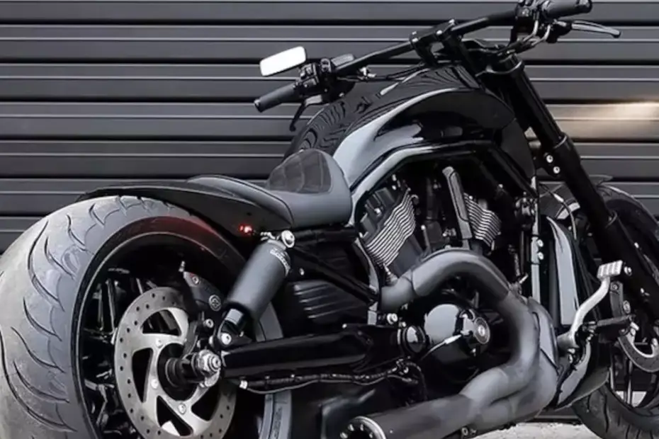 Harley-Davidson V-Rod 'The Ex' by Limitless Customs
