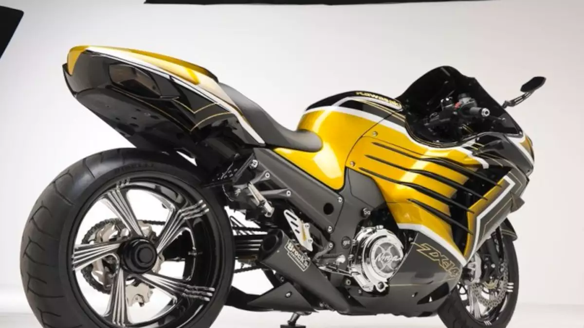 Kawasaki Ninja ZX-14 Custom by Roaring Toyz