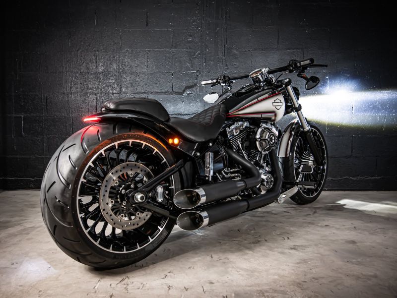 Harley-Davidson Breakout by Melk Motorcycles