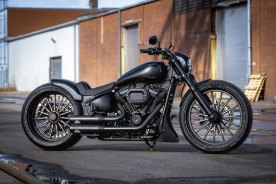 Harley-Davidson Breakout Fat Boy 'Fast Mike' by Thunderbike