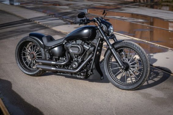 Harley-Davidson Breakout Fat Boy 'Fast Mike' by Thunderbike