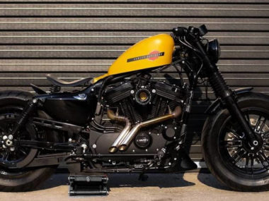 Harley-Davidson Sportster 'Bumblebee' by Limitless Customs
