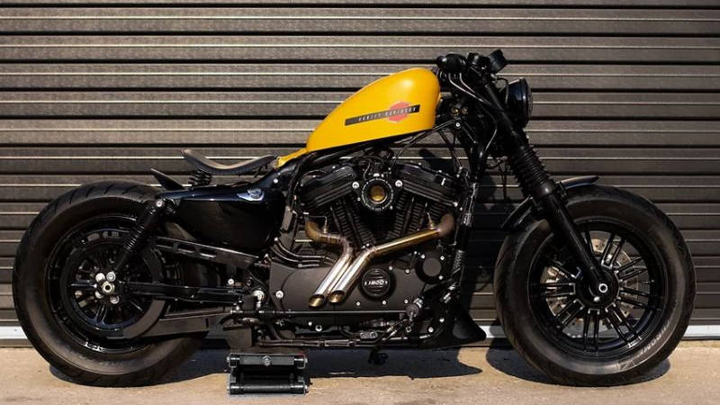 Harley-Davidson Sportster ‘Bumblebee’ by Limitless Customs