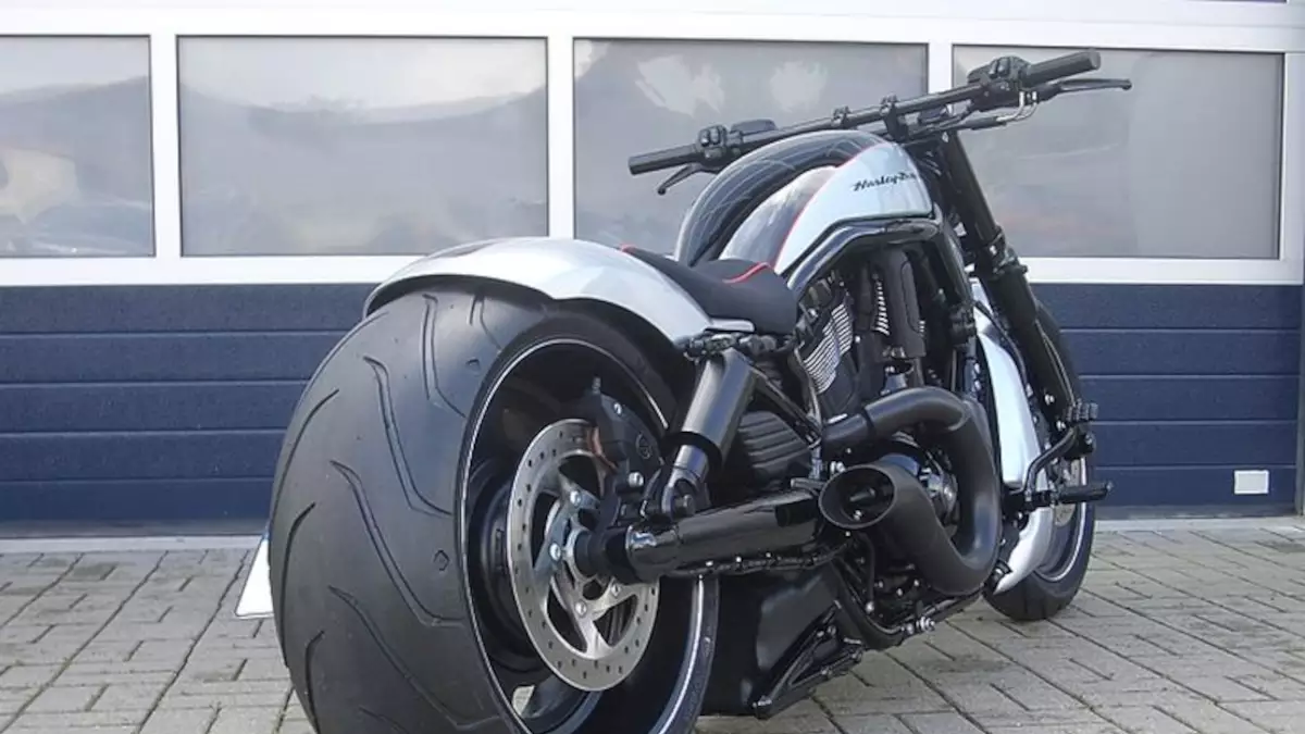 Harley Davidson V Rod 240 ‘RedLine’ by MS-Biketec