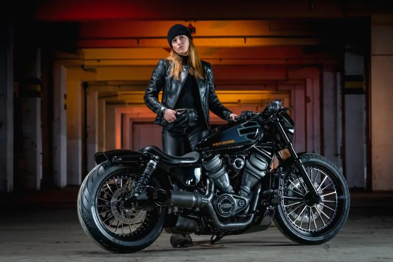Harley-Davidson-Sportster-Nightster-Projekt-X-by-Thunderbike