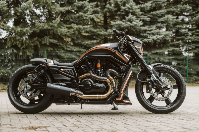 Harley-Davidson V-Rod ‘Kustom’ by Killer Custom