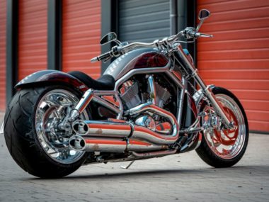 Harley-Davidson VRSC V-Rod 'Fat Mary' by Thunderbike