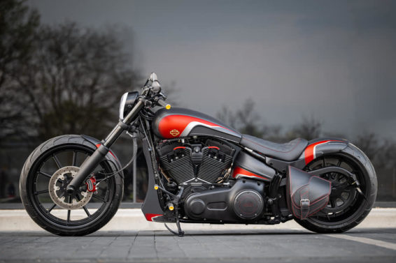 Harley-Davidson Breakout customized by BT Choppers