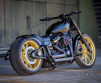 Harley-Davidson-Breakout-model-Aurum-by-Ricks-motorcycles-06