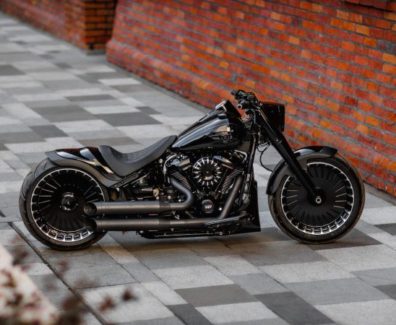 Harley-Davidson-Dark-Fat-Boy-Fat-Box-by-Box39-02
