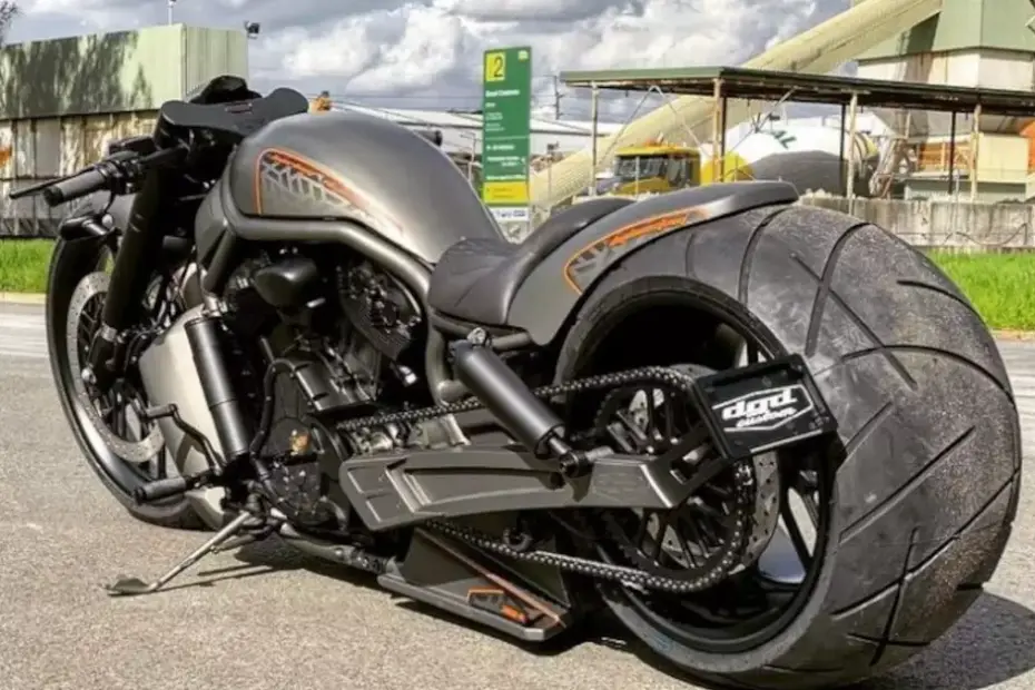 Harley-Davidson V-Rod 360 by DGD Custom 1