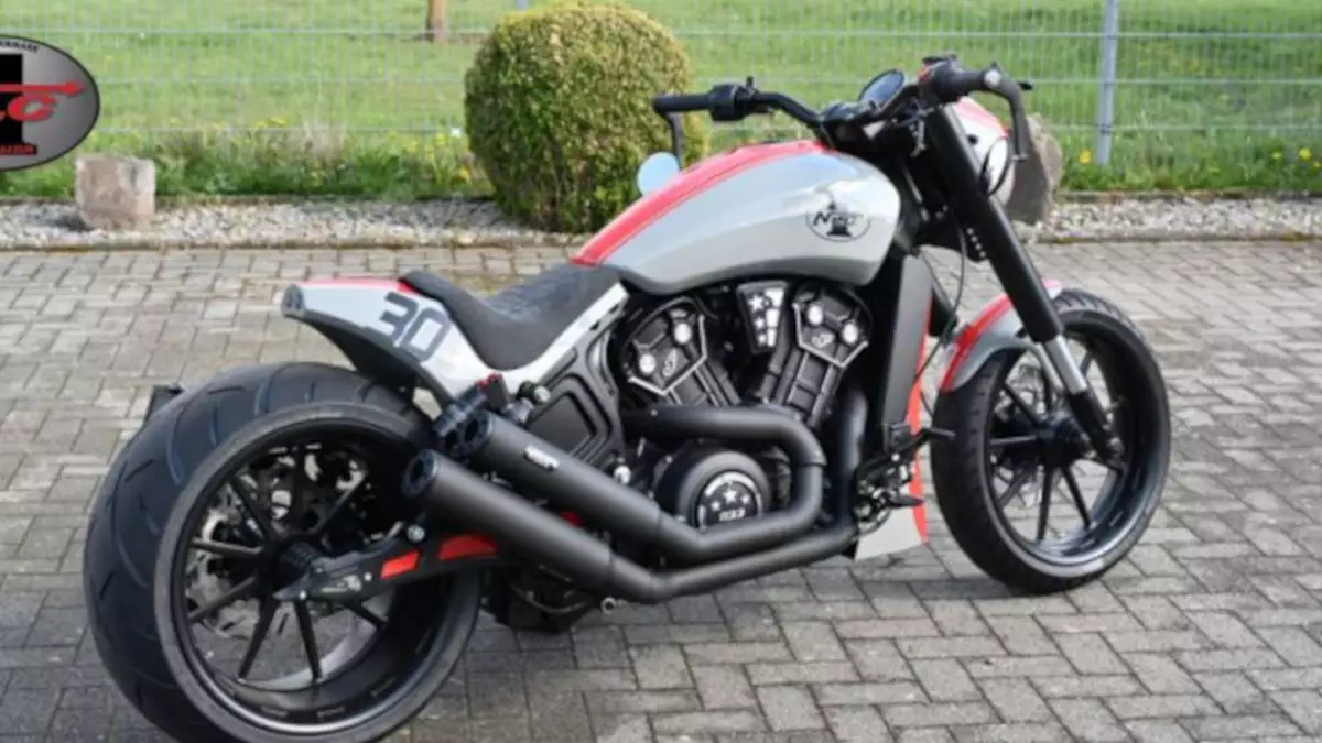 Indian Scout Racer ‘Oles Streetmaschine’ by No Limit Custom