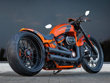 Thunderbike series 'Grand Prix' built by BT Choppers