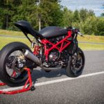 Ducati-999S-Carbon-El-Demonio-Rojo-by-MG-Customs