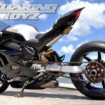 Ducati-Panigale-V4-R-Billet-extended-swingarm-by-Roaring-Toyz