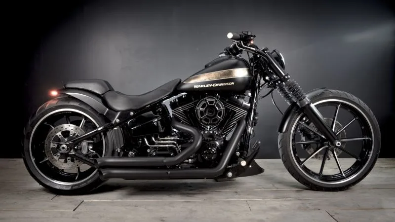 Harley-Davidson-Custom-Breakout-10-by-Melk-Motorcycles