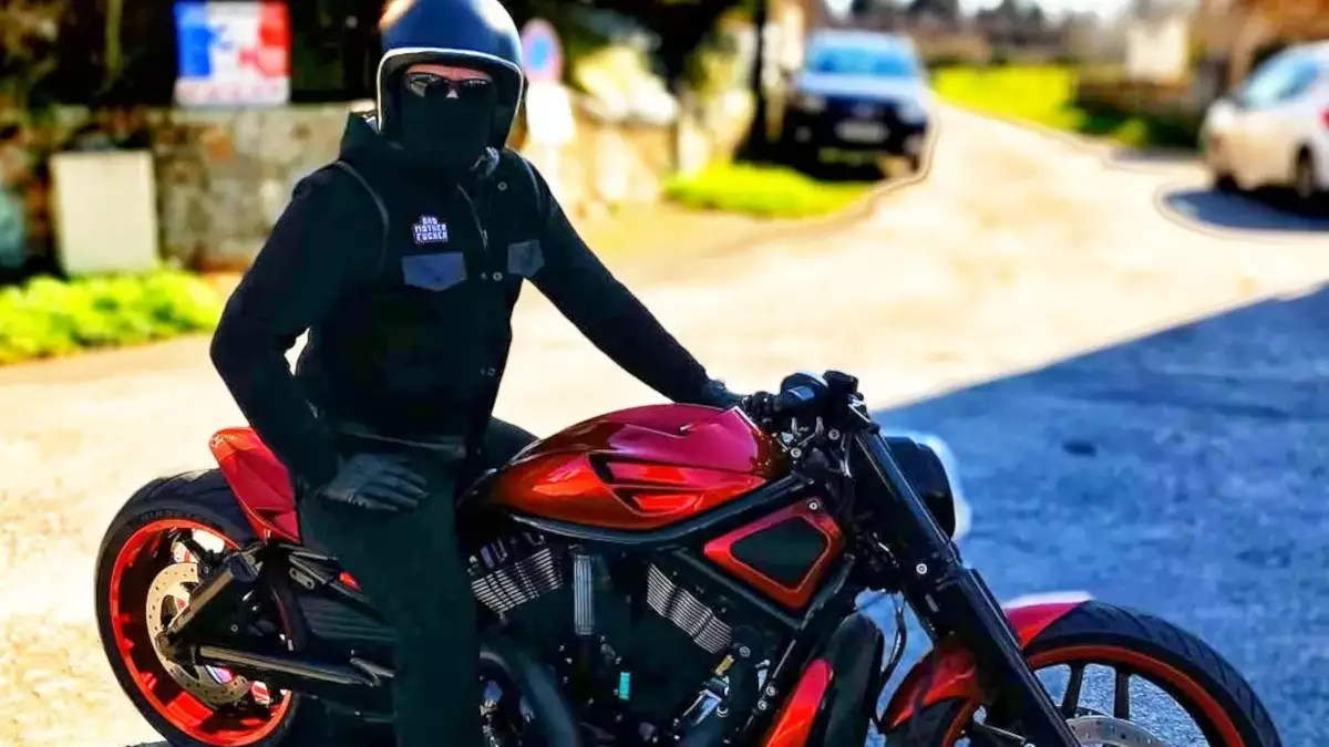 Harley-Davidson Night Rod owned by Cru from France
