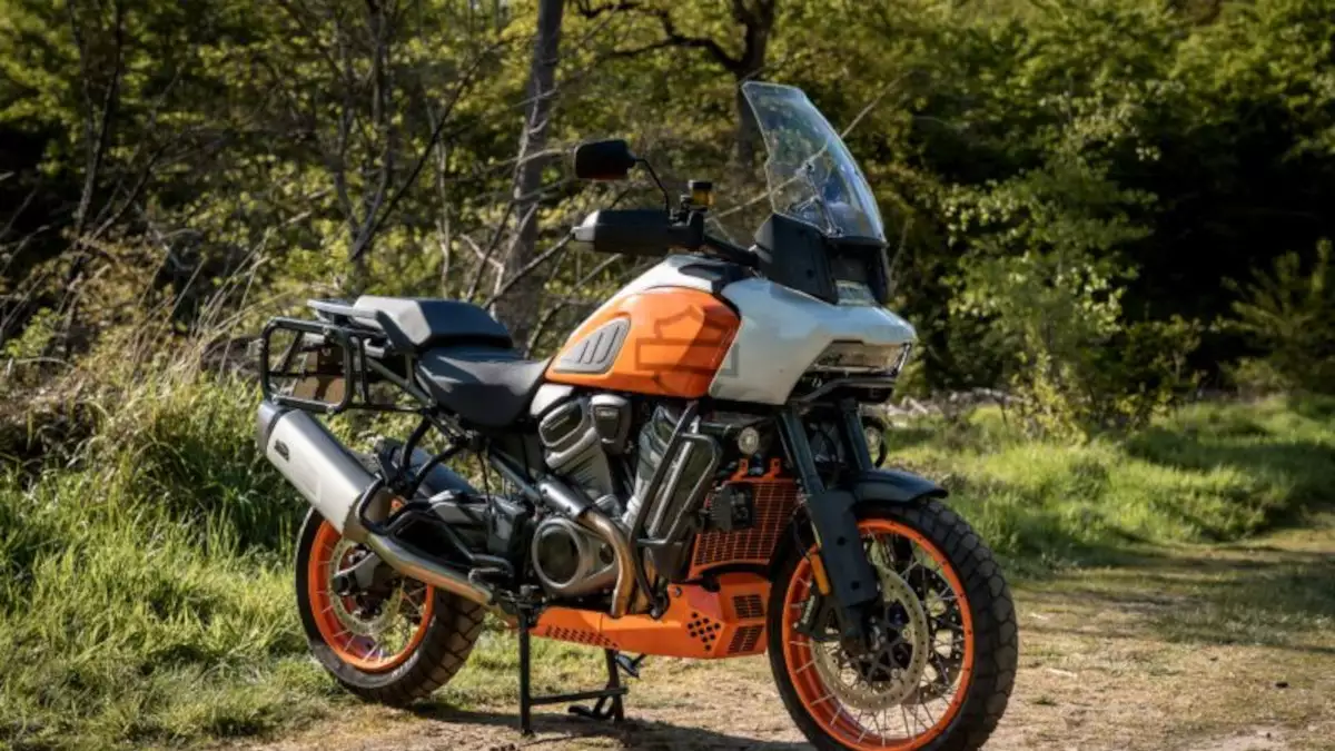 Harley-Davidson Pan America Bagger ‘Jay-Jay’s’ by Thunderbike