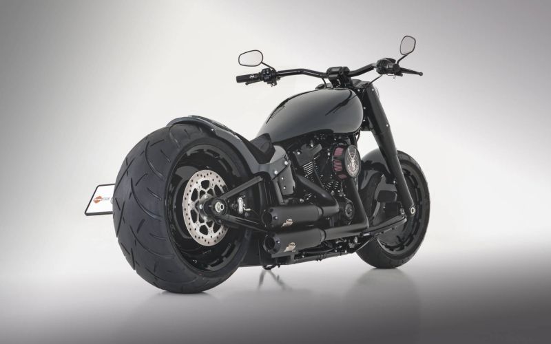 Harley-Davidson-Softail-Fat-Boy-The-Shield-by-Bundnerbike