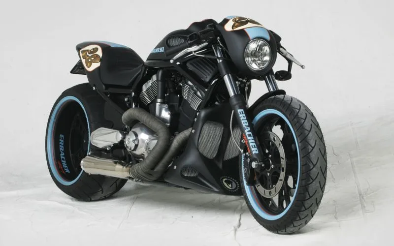Harley-Davidson-V-Rod-Big-Ass-Destroyer-by-Erbacher-Racing
