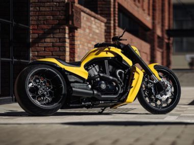 Harley-Davidson-V-Rod-Lamborghini-Urus-Giotto-30-by-Box39-01