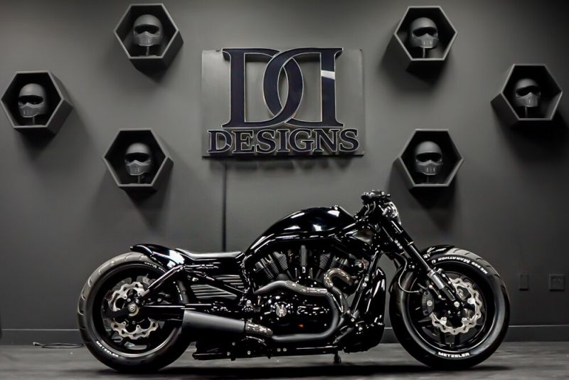 Harley-Davidson V-Rod muscle ‘La Sombra’ build by DD Designs