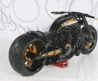 Harley-Davidson-V-Rod-muscle-Victory-by-No-Limit-Custom-03