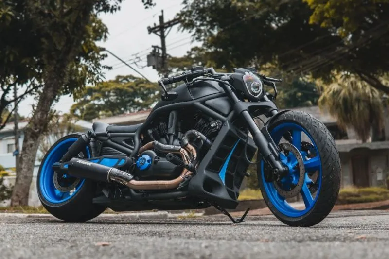 Harley-Davidson-Vrod-Kit-300-by-DB-Studio-Garage