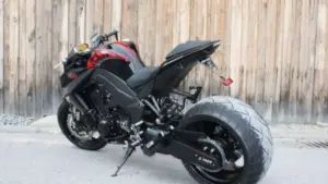 Kawasaki Z1000 Racer line by RF-Biketech