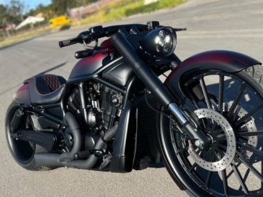 Harley-Davidson-BadAss-360-by-DGD-Custom-01