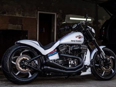 Harley-Davidson-Breakout-Softail-Martini-by-RB-Machine-04