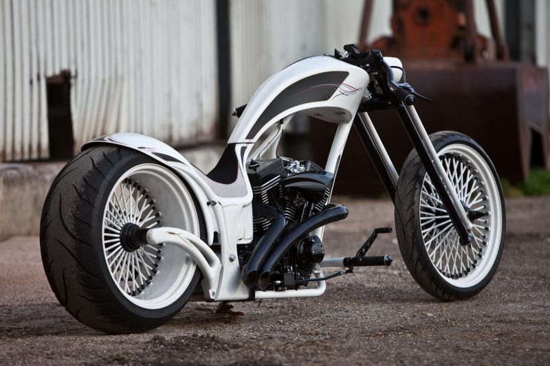 Radical fork Over Frame 'Smoothless' by customized Thunderbike