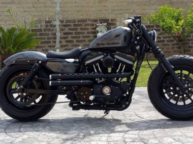 Harley-Davidson-Sportster-Iron-by-Kustom-Kio-05
