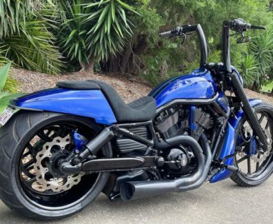 Harley-Davidson-V-Rod-Hog-Pro-300-by-Quality-customs-04