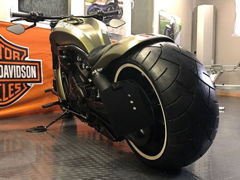 Image of Harley-Davidson V-Rod