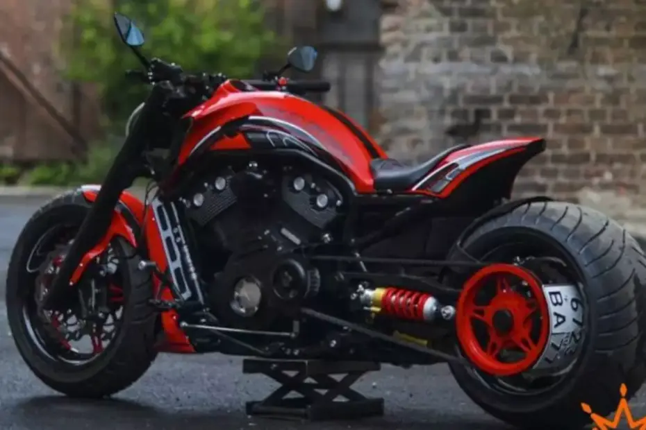 Harley-Davidson-V-Rod-Big-ass-330-by-Mat-Custom