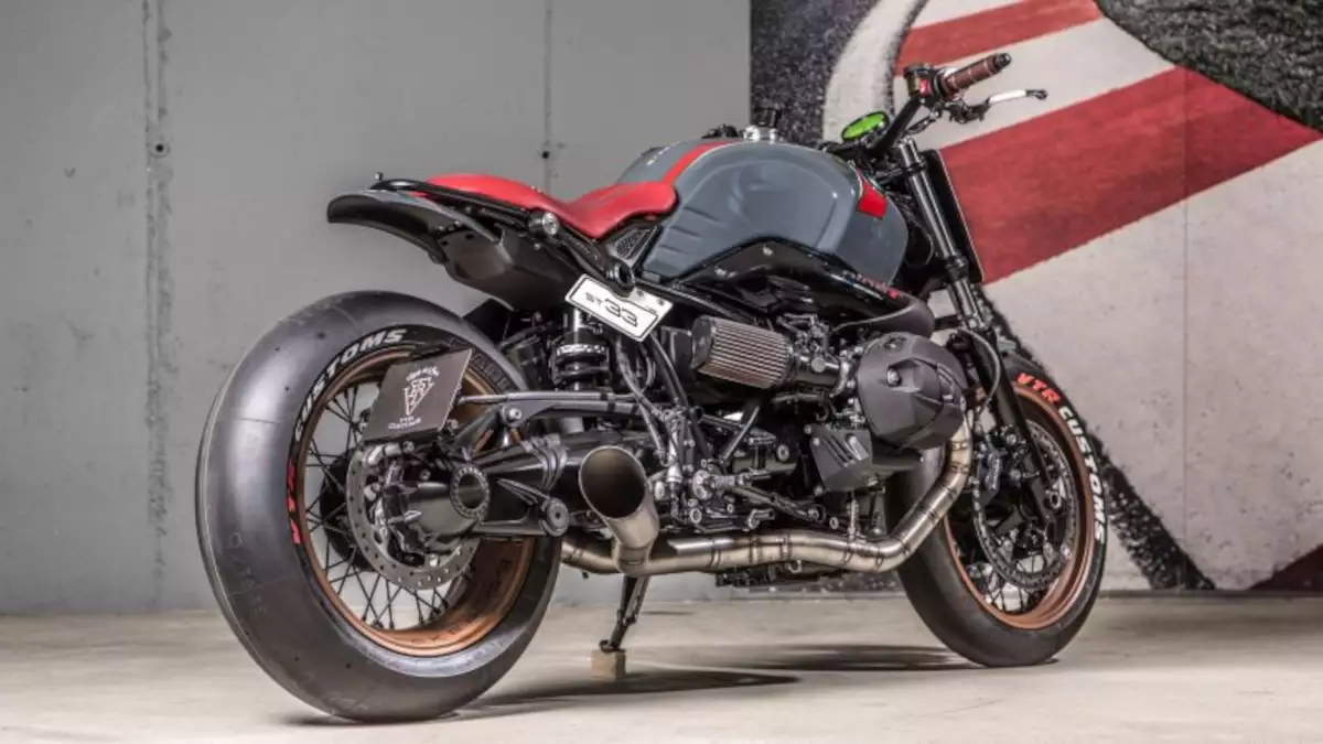 BMW NineT pure 'ST 33' by VTR Customs