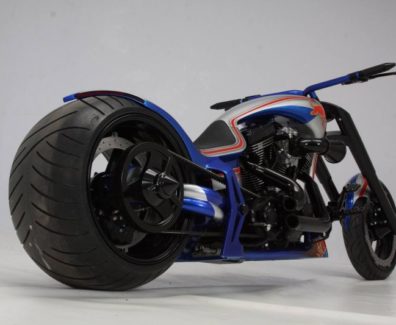 Harley-Davidson-Chopper-Red-Bull-by-Hans-Bozzies-01