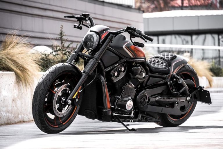 Harley VRSCA V-Rod by Nomad Custom