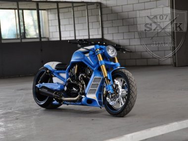 Harley-Davidson-V-Rod-Custompaint-Iceman17