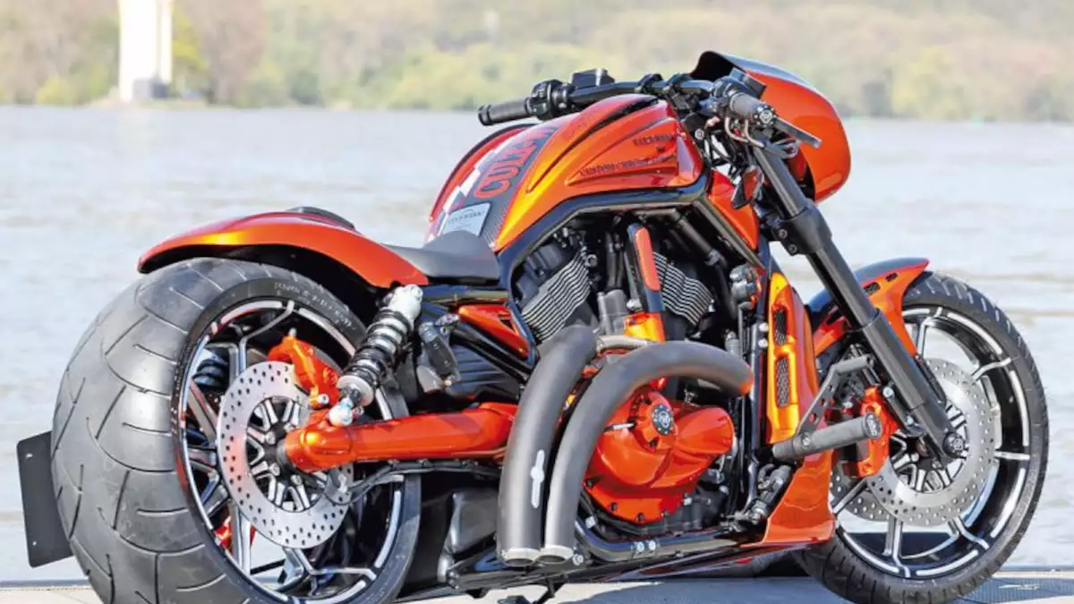 Harley Davidson V Rod 'Muscle' by Cult-Werk