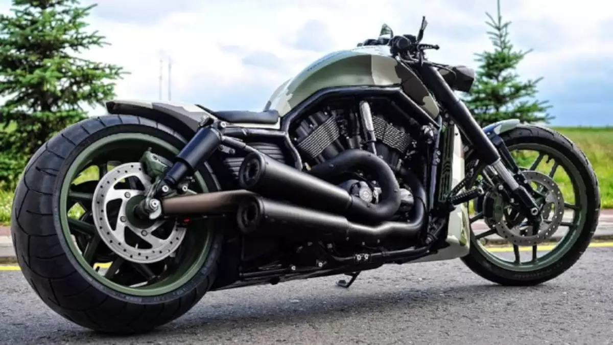 Harley-Davidson V-Rod ‘Camu’ by Allvrods